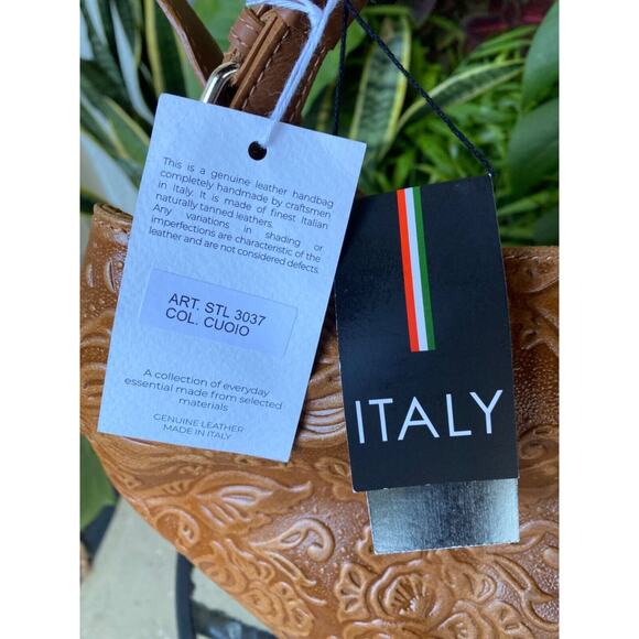 Reduced! NWT Huge STELLA BIANCA Italy Embossed Real Leather Tote/Weekend Bag NEW - Picture 3 of 16